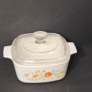 Vintage Corning ware Wildflower pattern 1 .5 Quart A-1.5 B